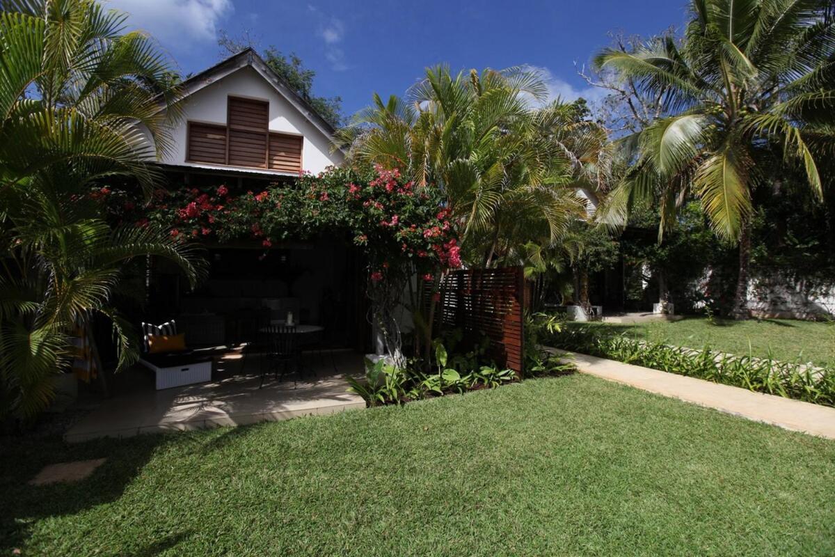 Villa 25 Port Vila Exterior photo