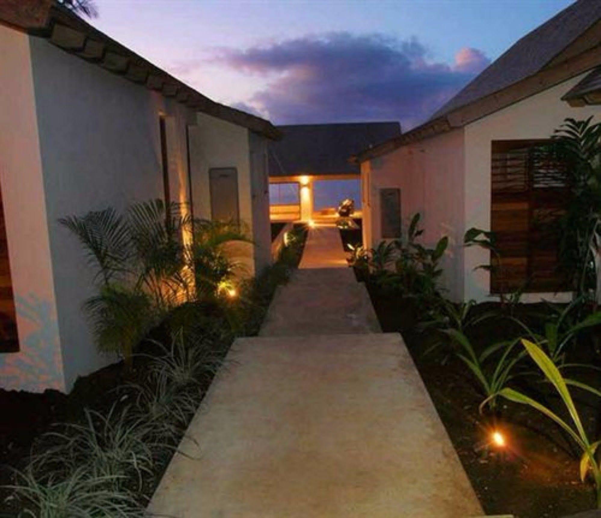 Villa 25 Port Vila Exterior photo